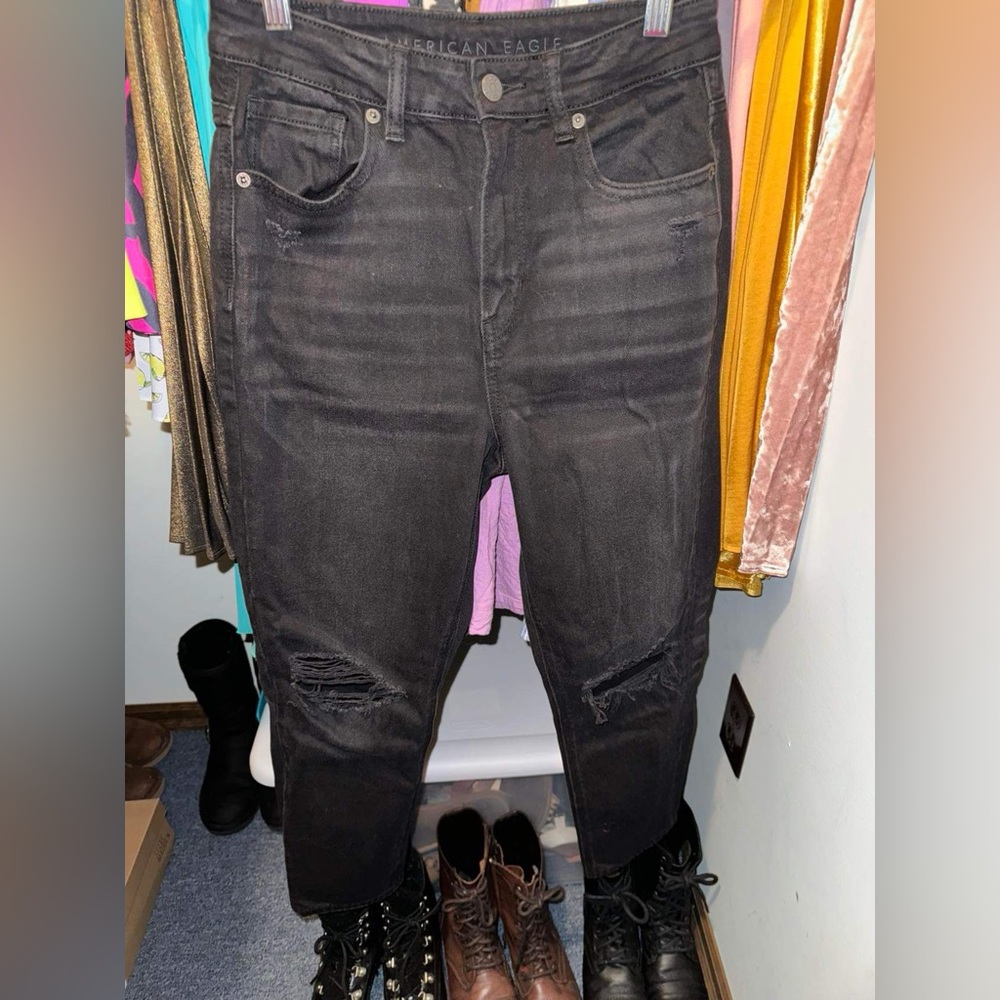 American Eagle Comfort Stretch Waistband High Waisted Mom Jean Size 2 X-Short